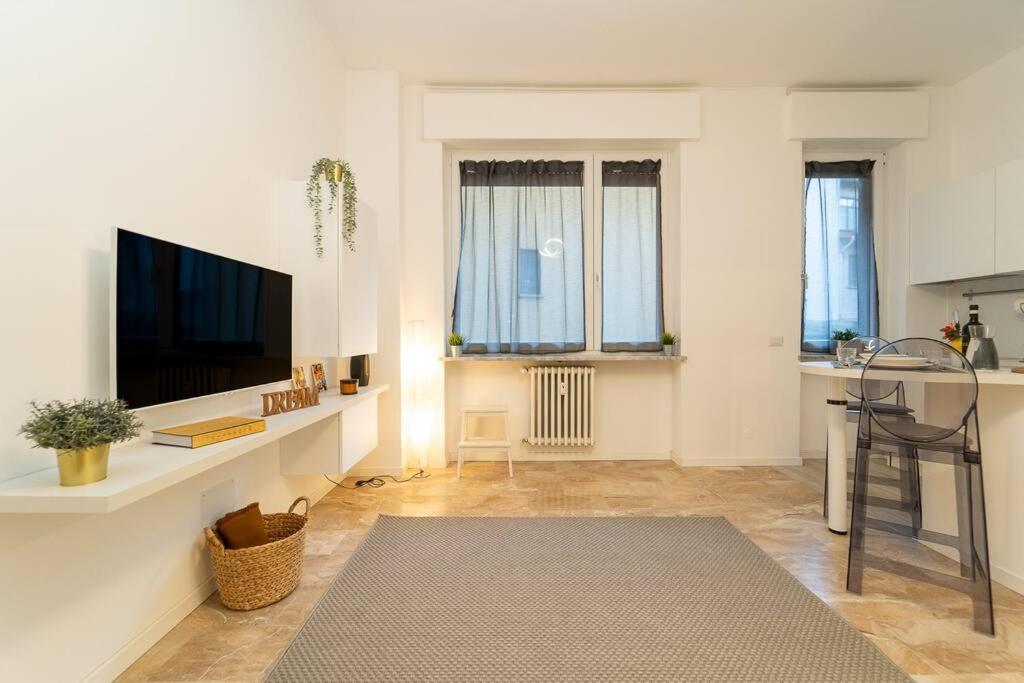 Porta Venezia Nuovo E Accogliente Appartamento Milano Ngoại thất bức ảnh